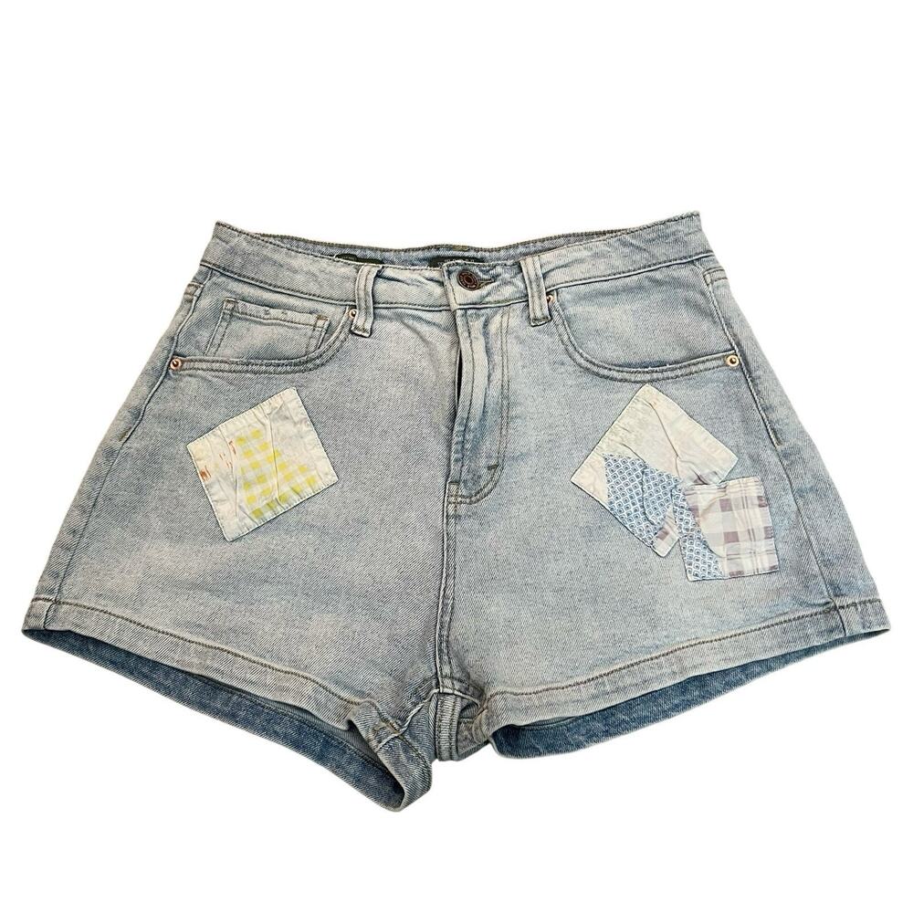 Wild Fable Highest Rise Mom Shorts 6 Patchwork Light Wash Boho Festival Beach